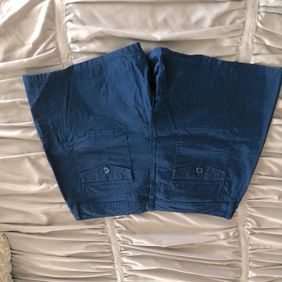 EUC St. John’s Bay Shorts - Picture 5 of 6